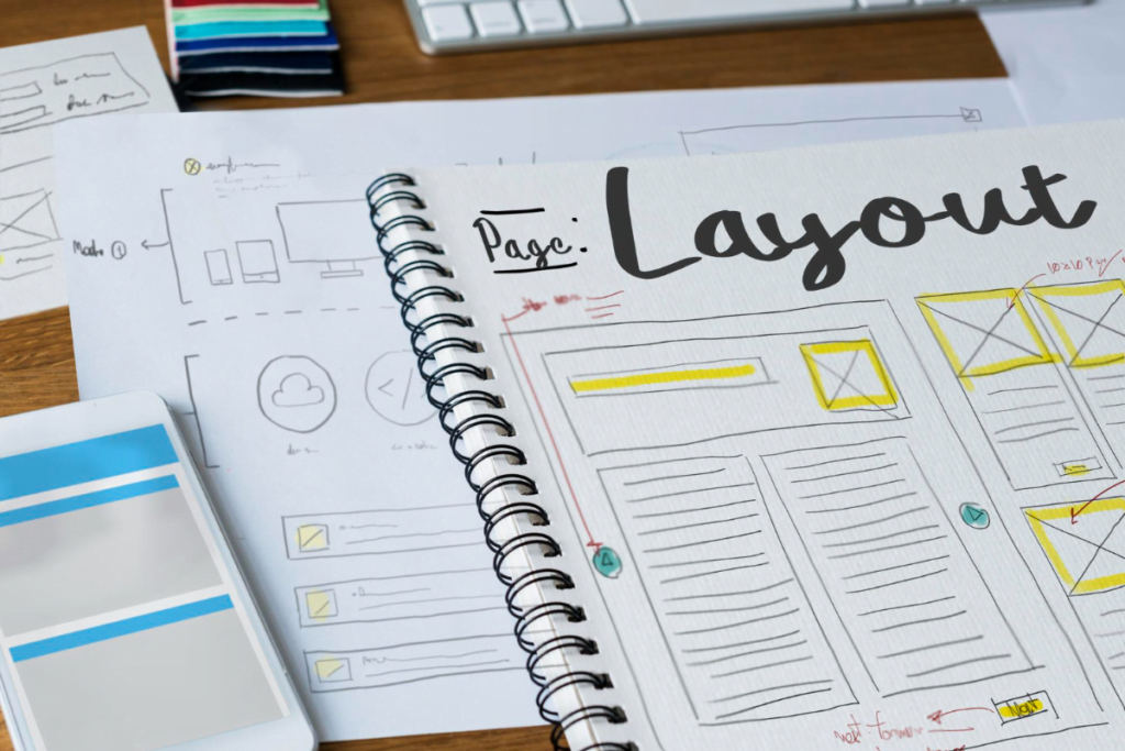 esquemas y prototipos en papel para crear landing page